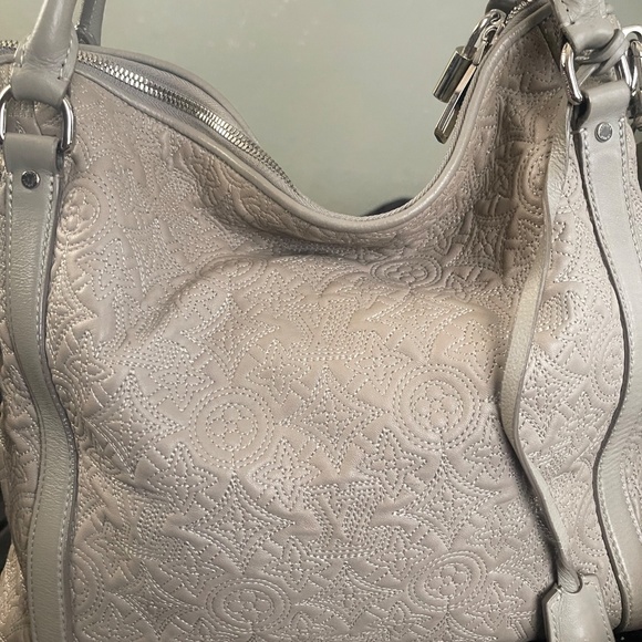 Authentic LV Antheia Ixia PM handbag - Picture 3 of 9